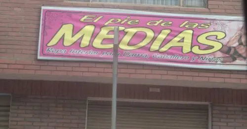 EL PIE DE LAS MEDIAS LA ESPERANZA SUR EL PIE DE LAS MEDIAS LA ESPERANZA SUR